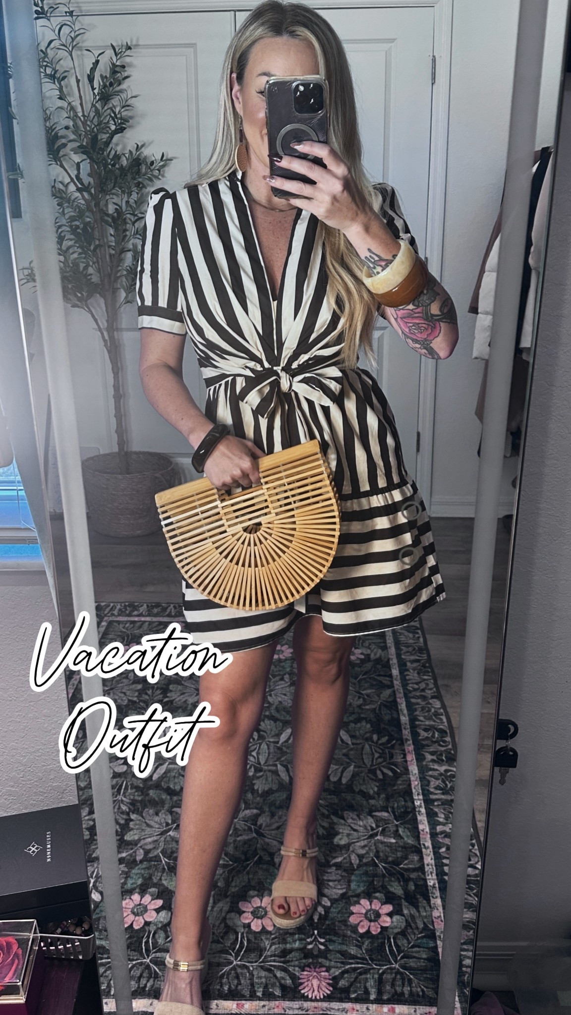 Easy black & white vacation outfit perfect for spring and summer travel ✨ 🌴

I’m in love with this bamboo handbag from Amazon and can be styled so many ways. 

Perfect spring + summer vacay dress 🌞 all linked 💗





#LTKmomlife #LTKOver40 #LTKSeasonal