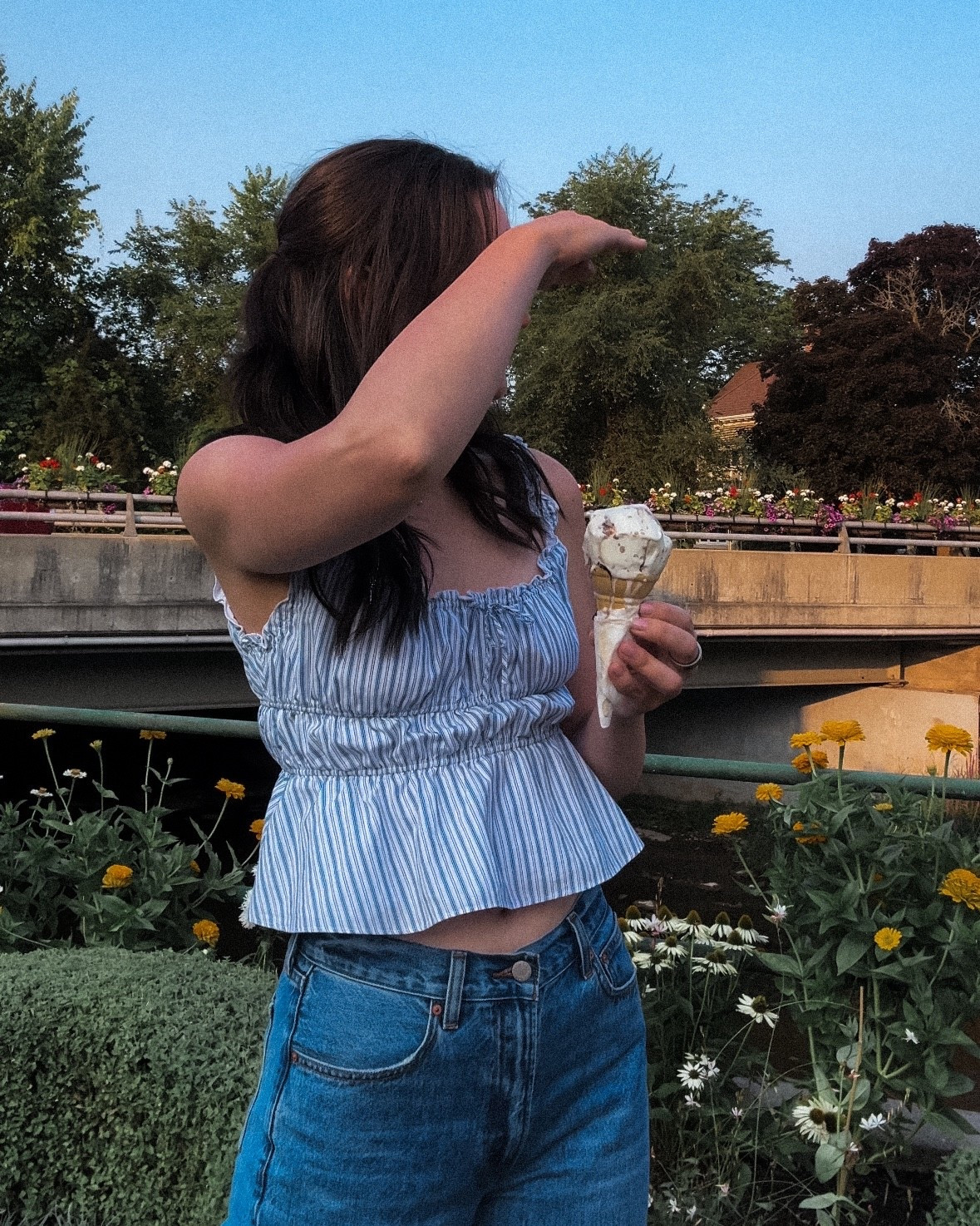 Summer vibes🤍

Aritzia Helena Poplin top Pinterest girl aesthetic outfit inspo 

#LTKcanada #LTKsummer #LTKtravel