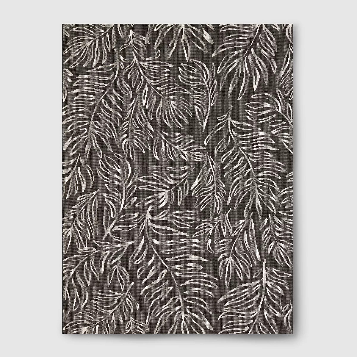 5'3"x7' Leaves Outdoor Rug Black - Threshold™ | Target