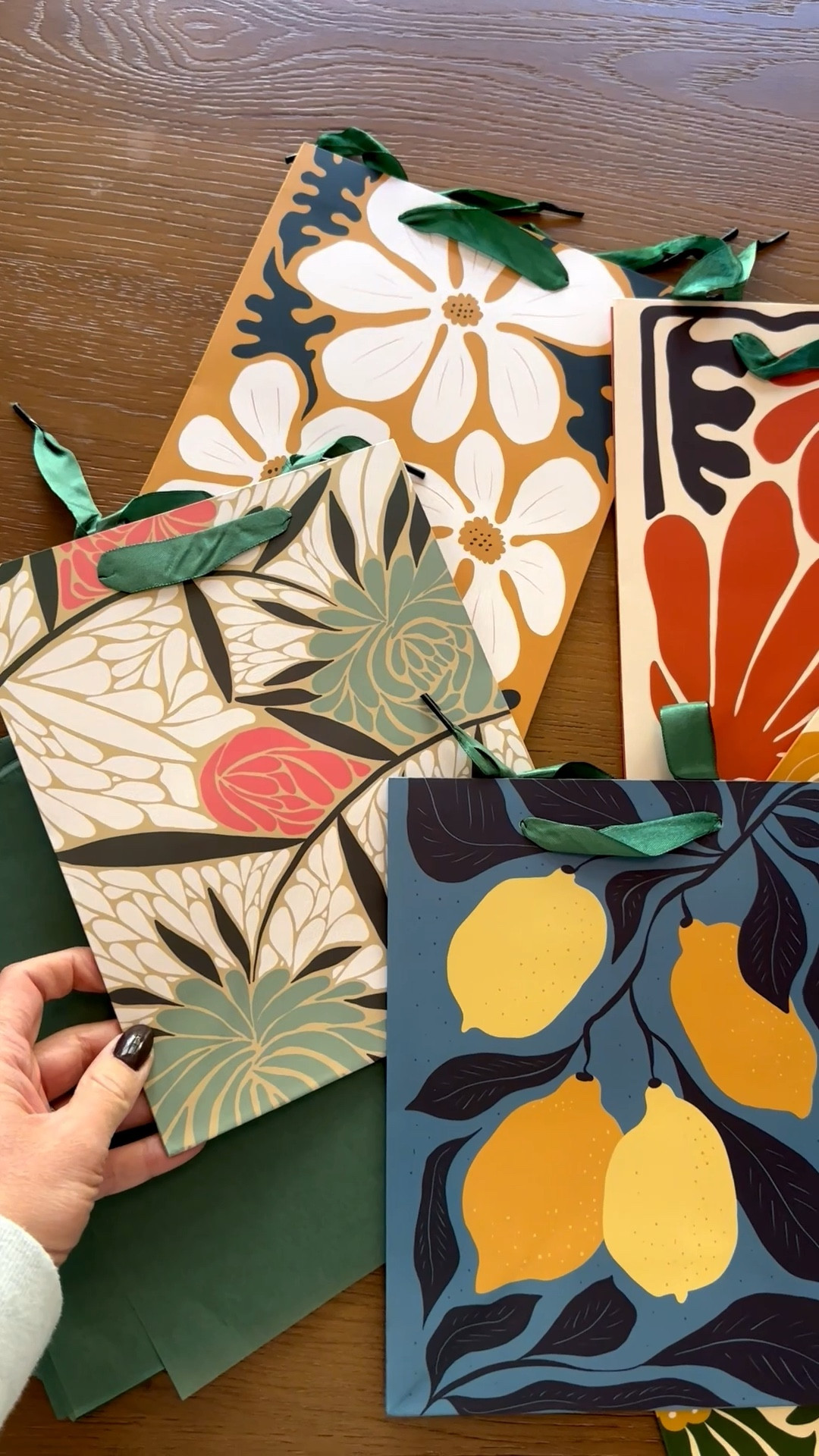 $12 for a set of 6 gift bags!

#LTKGiftGuide #LTKmomlife #LTKParties