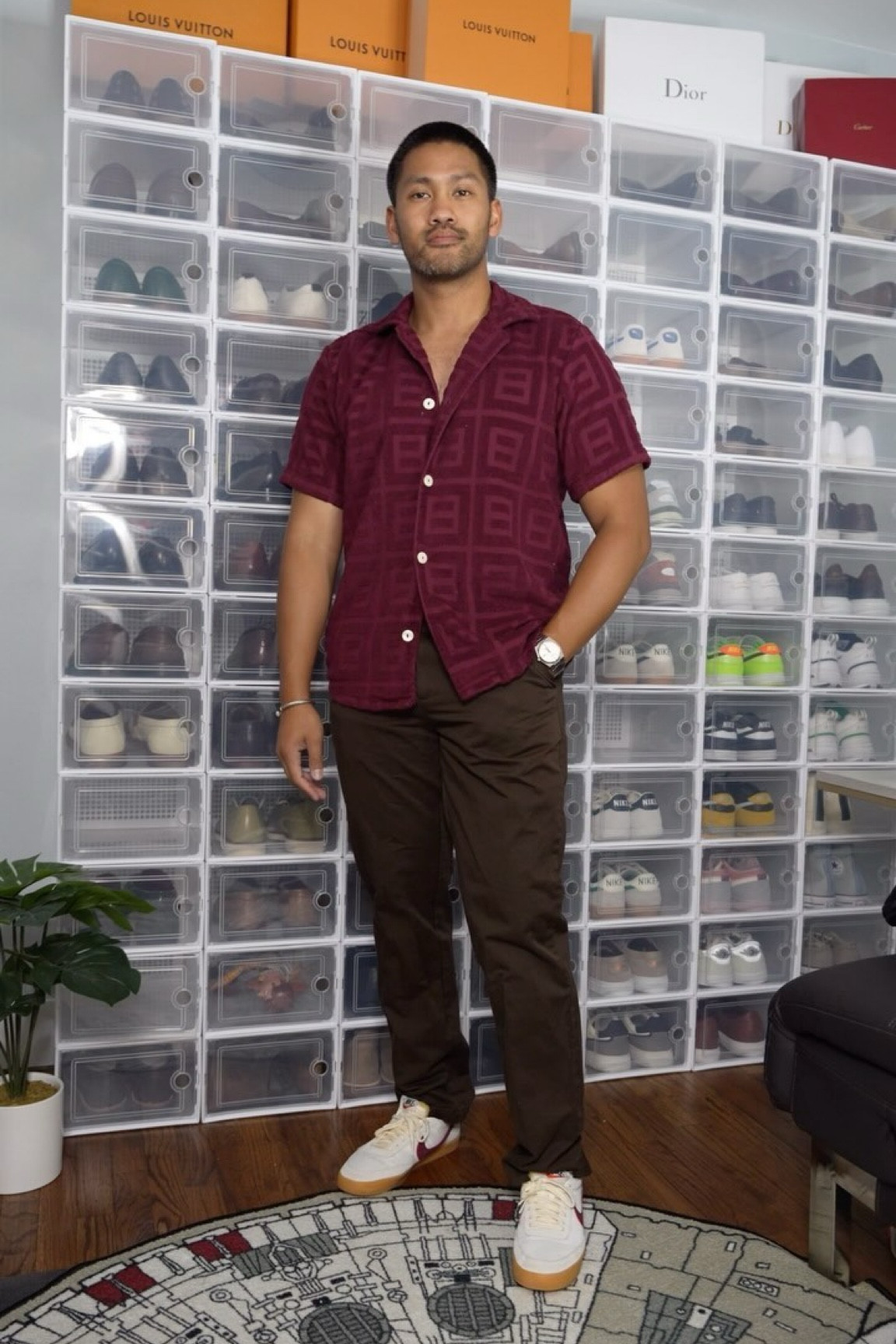 Terry Cuba shirts, we back at it again! 

Can you tell I’m ready for the weekend? 😅 I went for a super relaxed vibe - for me that’s leaving basically the top buttons open 😂