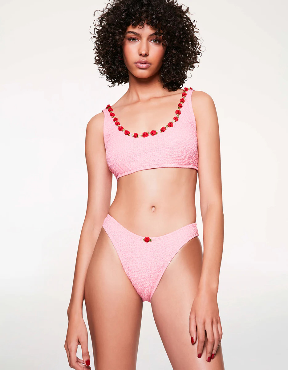 SCRUNCH BRUNCH TOP PINK | Betsey Johnson