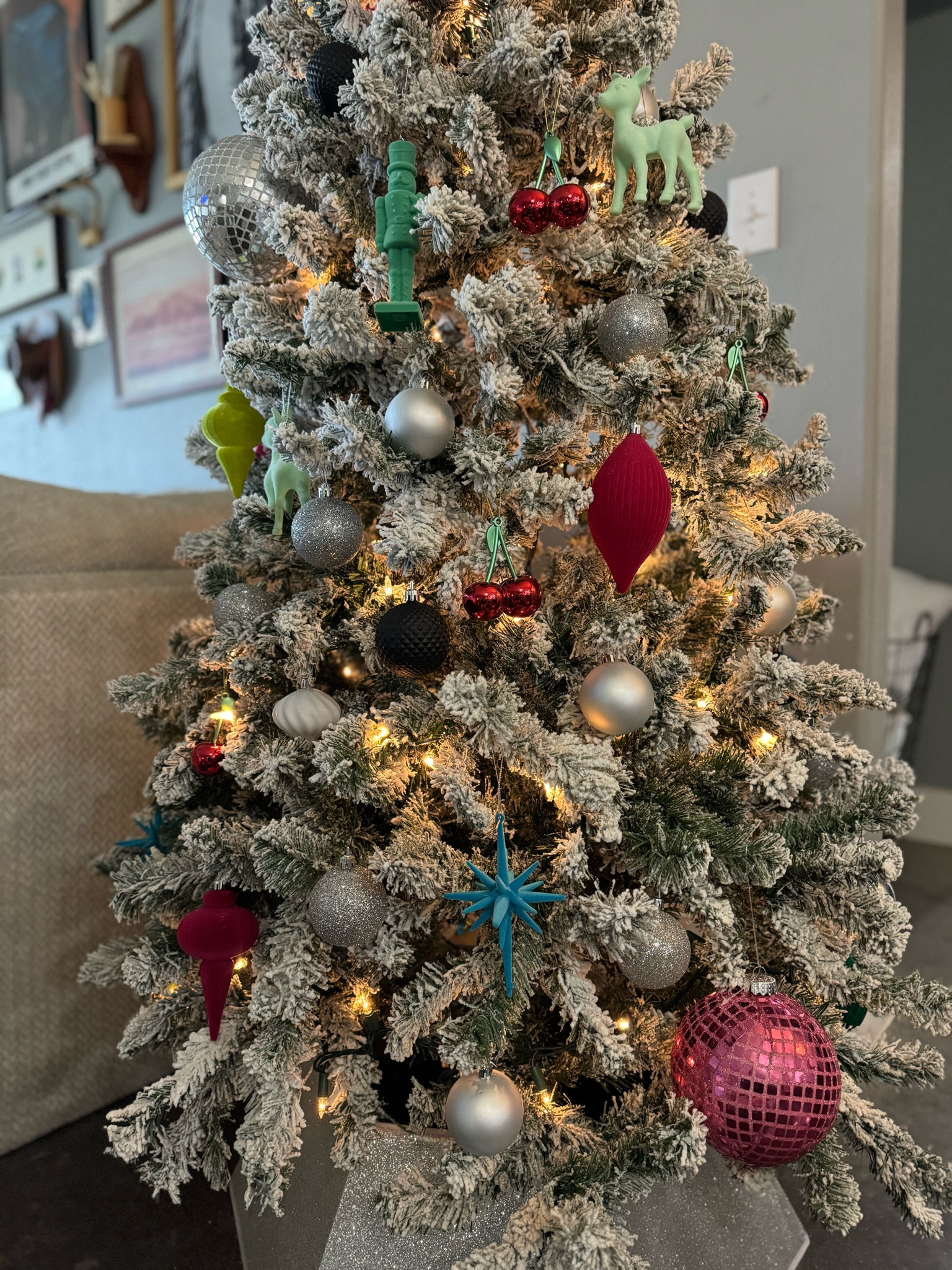 Christmas Tree! 

#LTKSeasonal #LTKHoliday #LTKGiftGuide