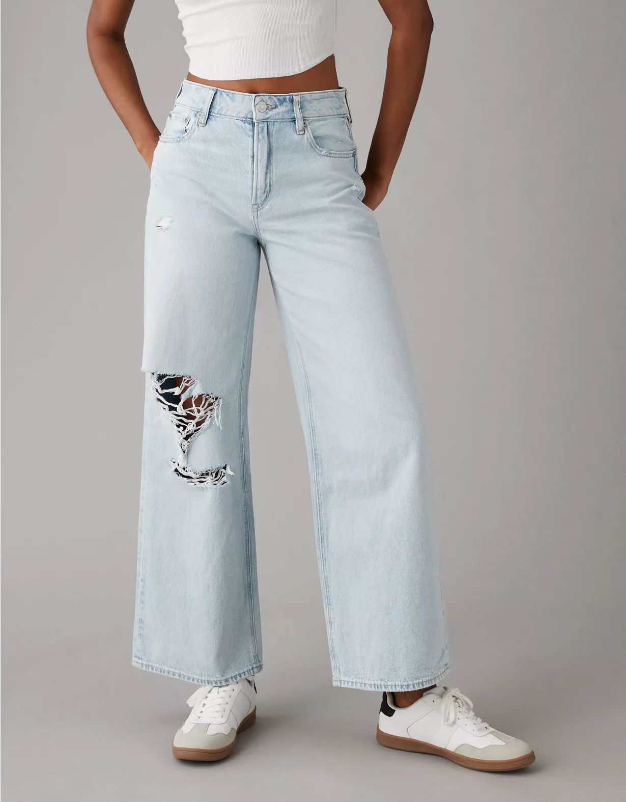AE Strigid Super High-Waisted Baggy Wide-Leg Ripped Ankle Jean | American Eagle Outfitters (US & CA)