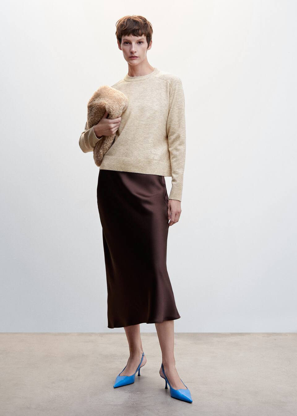 Round neck sweater | MANGO (US)