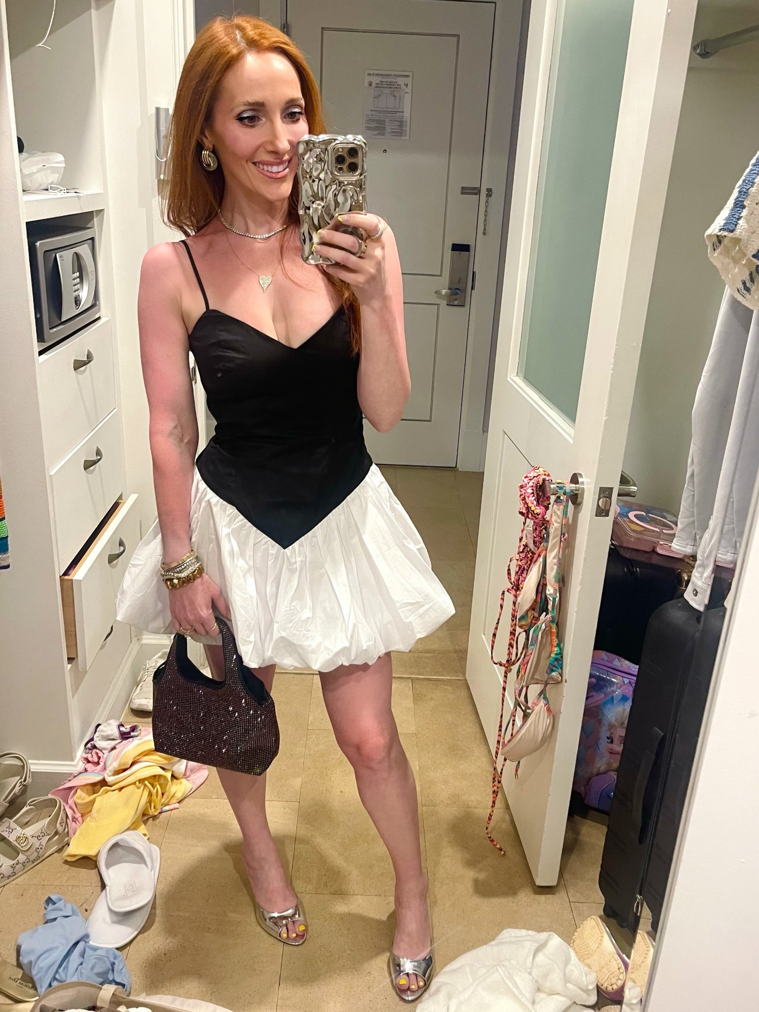 Wearing a size 4 in the dress. Shoes and bag are old but linked similar ones.