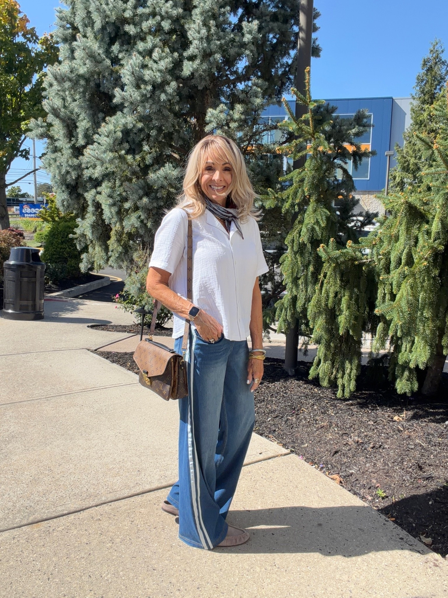 My travel fit! So comfy

#LTKootd #LTKOver40 #LTKSaleAlert