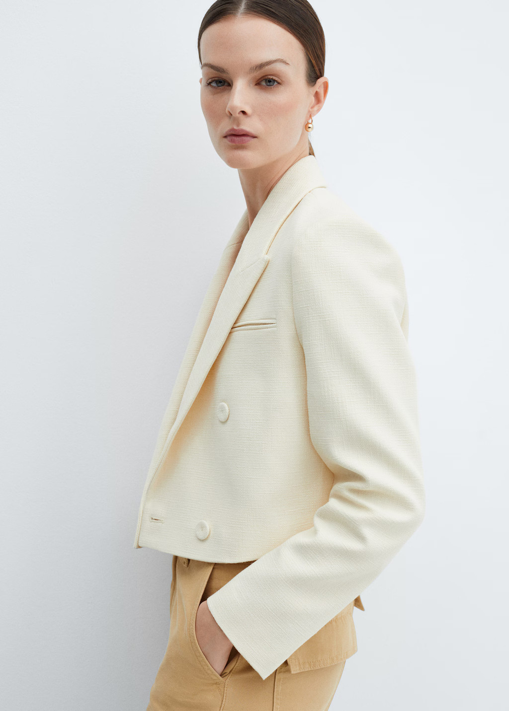 Double-breasted cropped jacket - Woman | MANGO USA | MANGO (US)