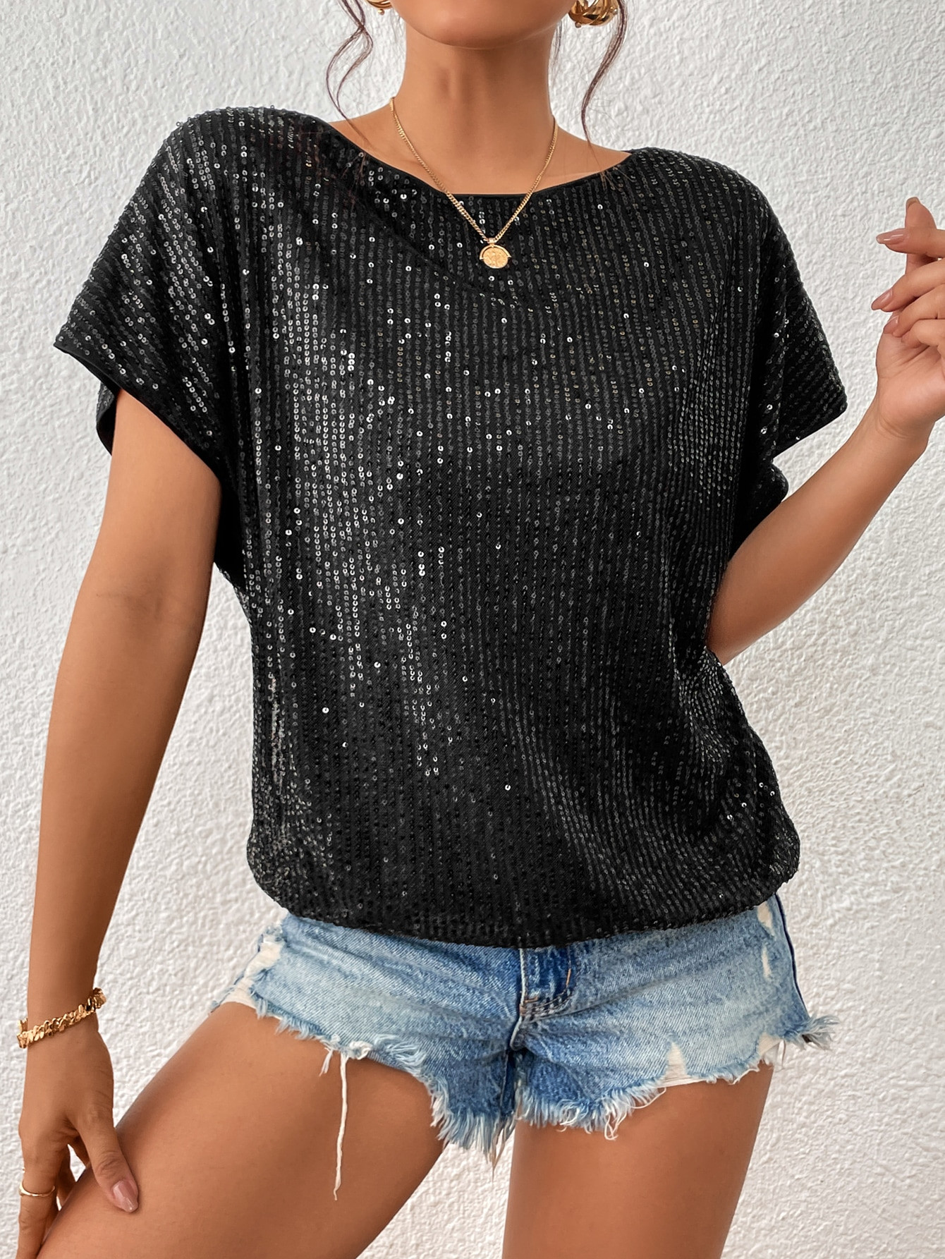 SHEIN Privé Sequin Decor Batwing Sleeve Tee | SHEIN