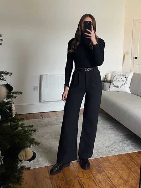 Abercrombie outfit 
XS in the black ribbed turtleneck top
26 reg in the Sloane tailored trousers 
I’m 5ft 6 



#LTKSeasonal #LTKHoliday #LTKeurope