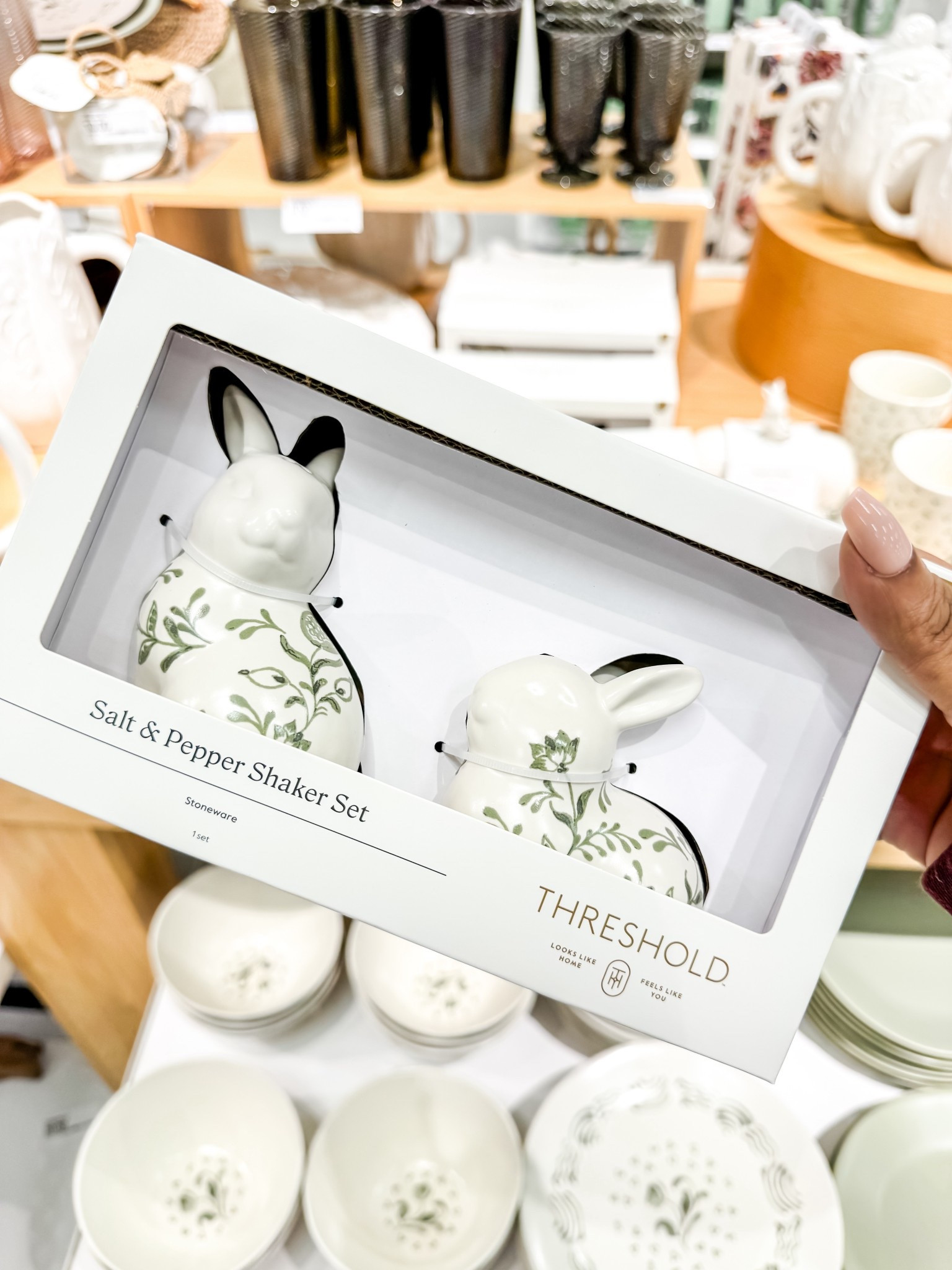 Easter salt and pepper shaker
Easter decor
Easter hosting 
Easter table
Spring table
Spring decorating 
Spring hosting 

#LTKHome #LTKSeasonal