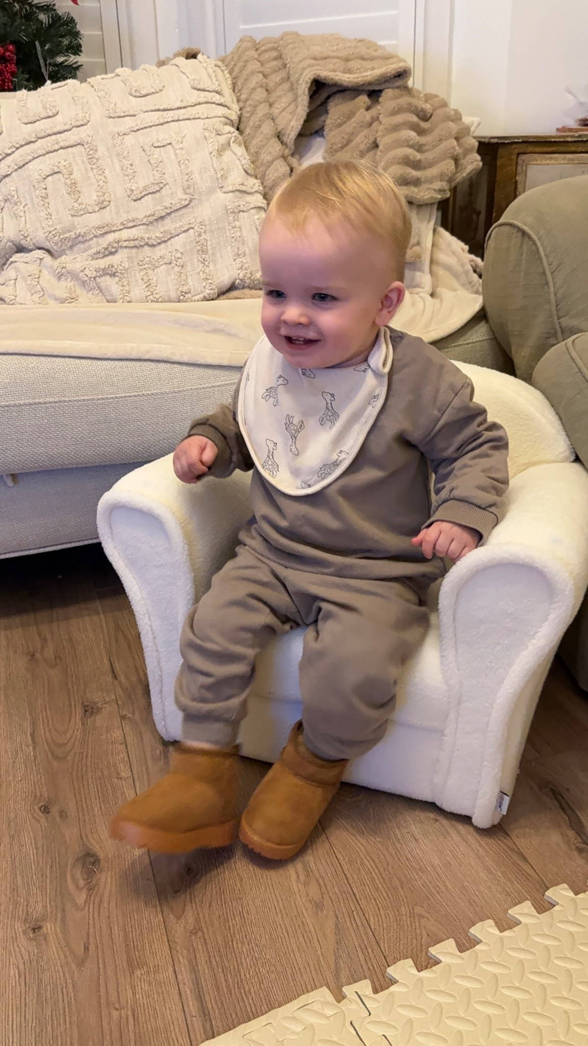 Baby uggs

#LTKbaby #LTKstyletip #LTKuk