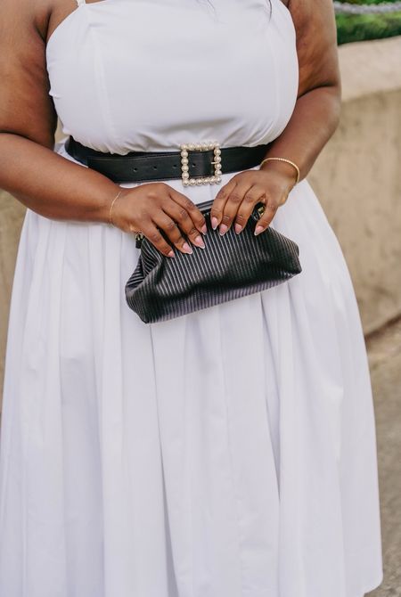 5 Days of White Dresses • Day 2 •  this dress is under $40 and comes in a blue stripe option. Wearing a size 20.

Strapless bra linked as well. Headband is old but I’ve linked something similar 

White dress, spring dresses, wedding rehearsal dress, vacation outfit, plus size fashion

#LTKSeasonal #LTKplussize #LTKfindsunder50