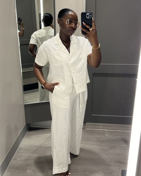 I love a good two piece set and Target came through with it! Wearing a size large bottom and medium top. The pants were a bit see through 

#LTKfindsunder50 #LTKstyletip