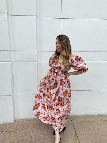 Dress weather… bring out the florals! Happy Memorial Day Weekend! 

#LTKSeasonal #LTKstyletip