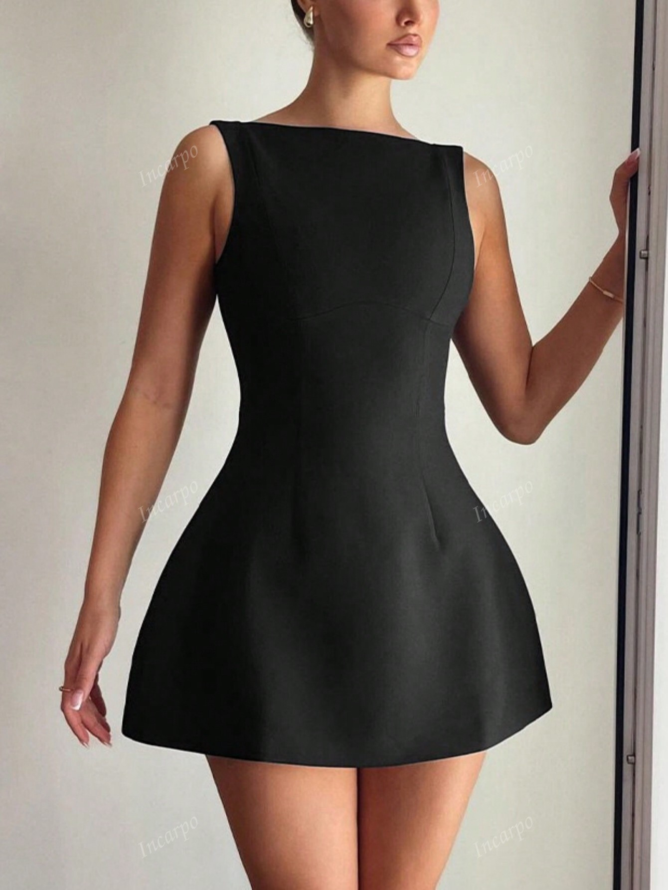1pc Women's Fashionable Sexy Simple Backless Summer Dress | SHEIN