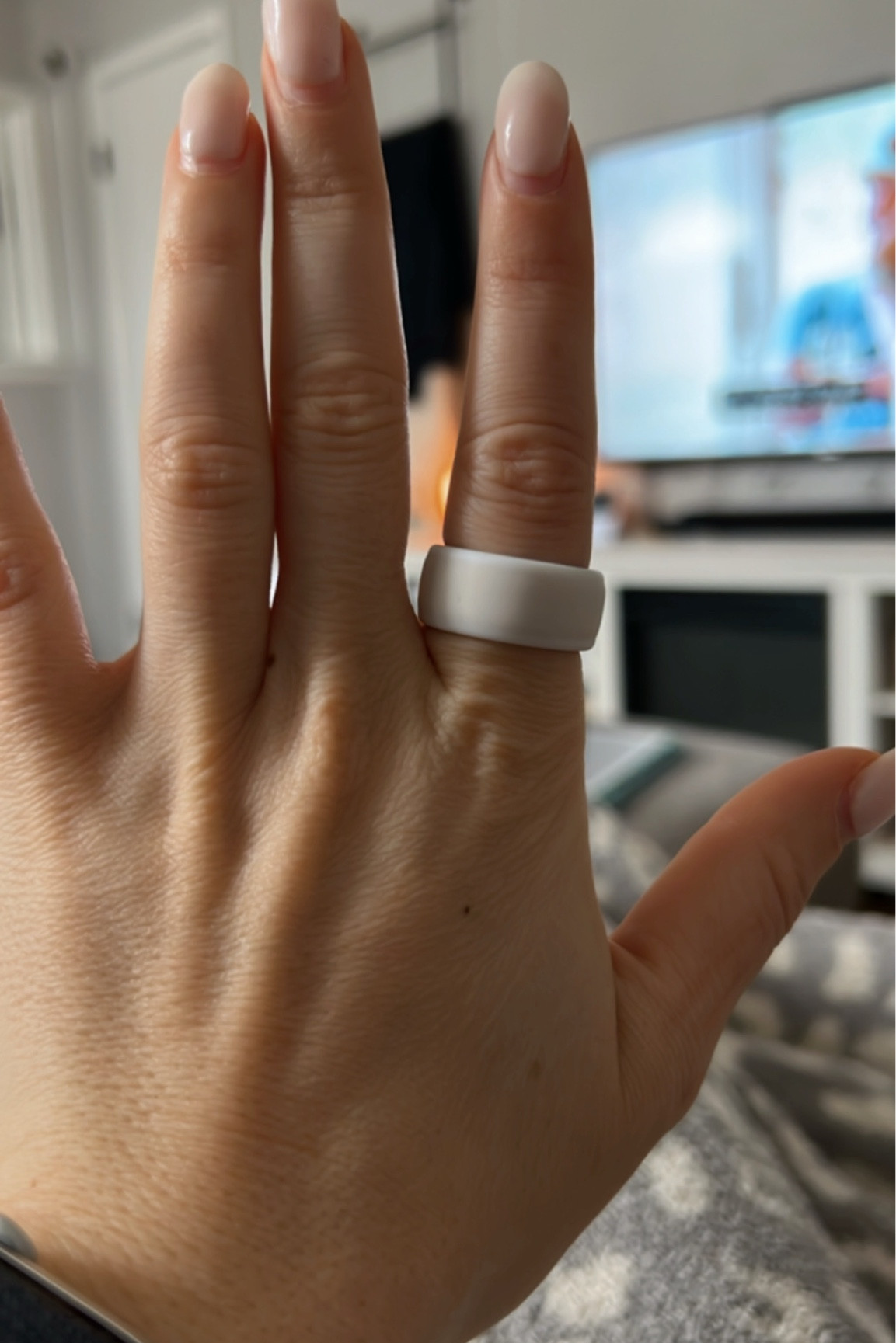 Fitness oura ring girlies!! These are must haves. No more scratching your ring while lifting!

#LTKMostLoved #LTKWatchNow #LTKStyleTip