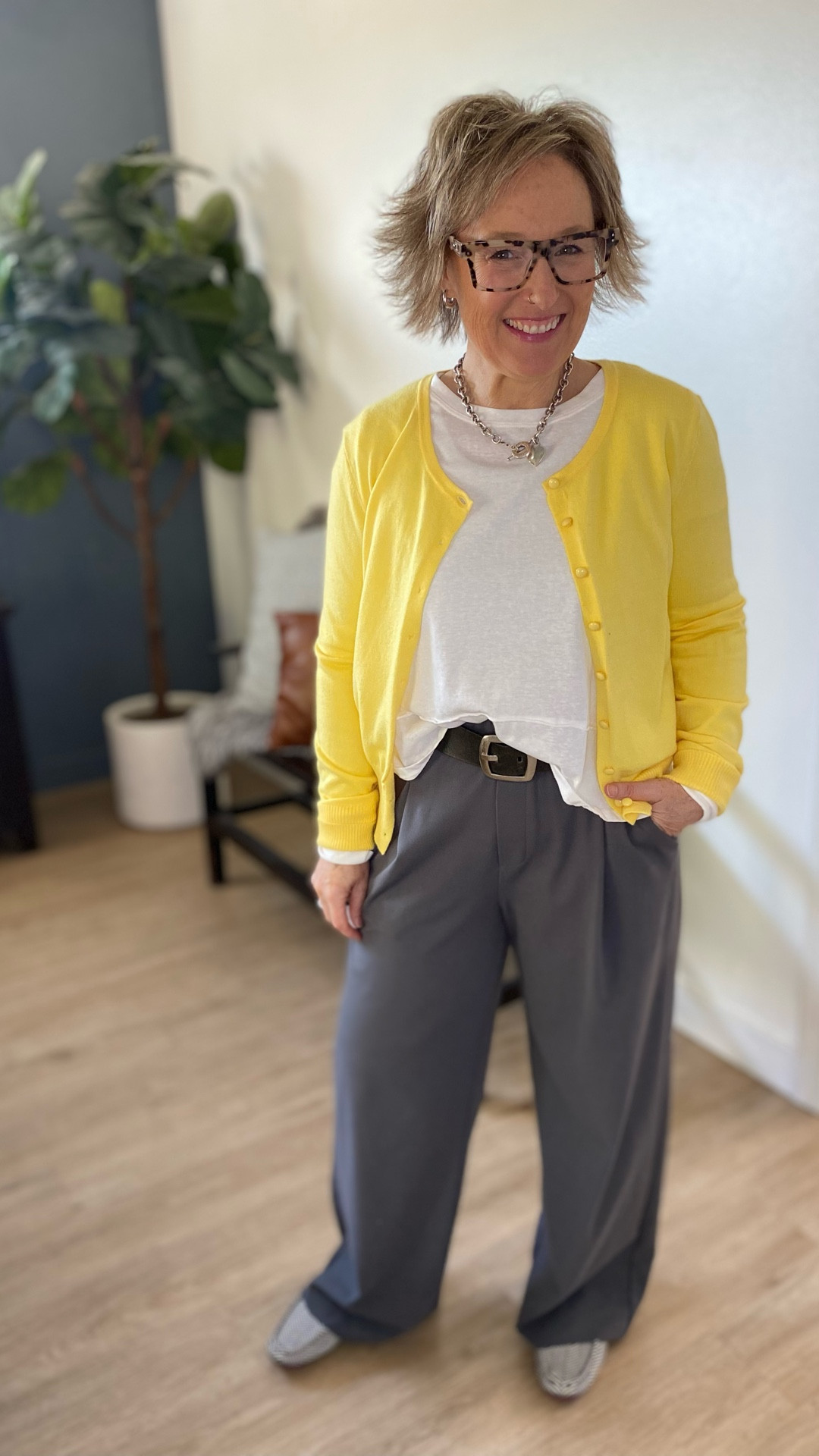 Work or play?! These pants are a resounding YES!🙌 

#LTKOver40 #LTKPetite #LTKSeasonal