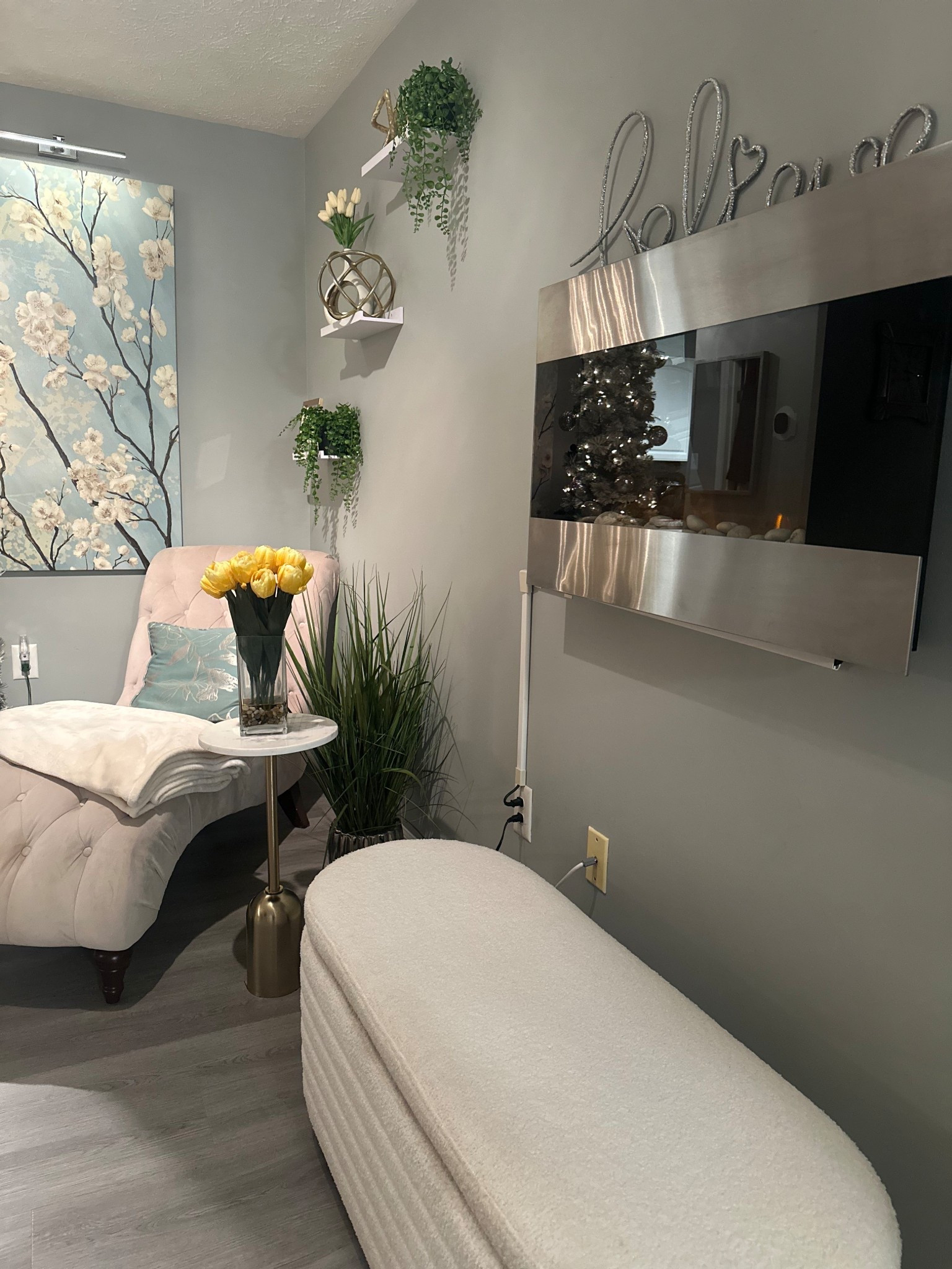 My favorite spot in my home to grab a book & read, journal in the morning, or simply relax! 🥰 What space in your home do you use for this? 🤍✨

#LTKselfcare #LTKHome #LTKmorningroutine
