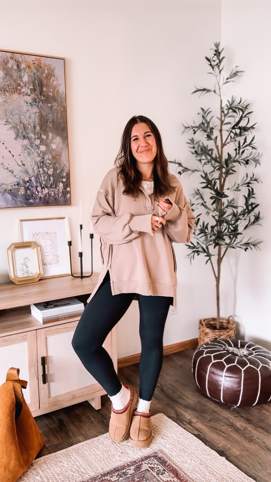 This tunic length pullover & aerie leggings are staple mom outfit pieces to have!

Medium 

Casual thanksgiving outfit 
Thanksgiving outfits
Fall outfit

#LTKFindsUnder50 #LTKHoliday #LTKStyleTip