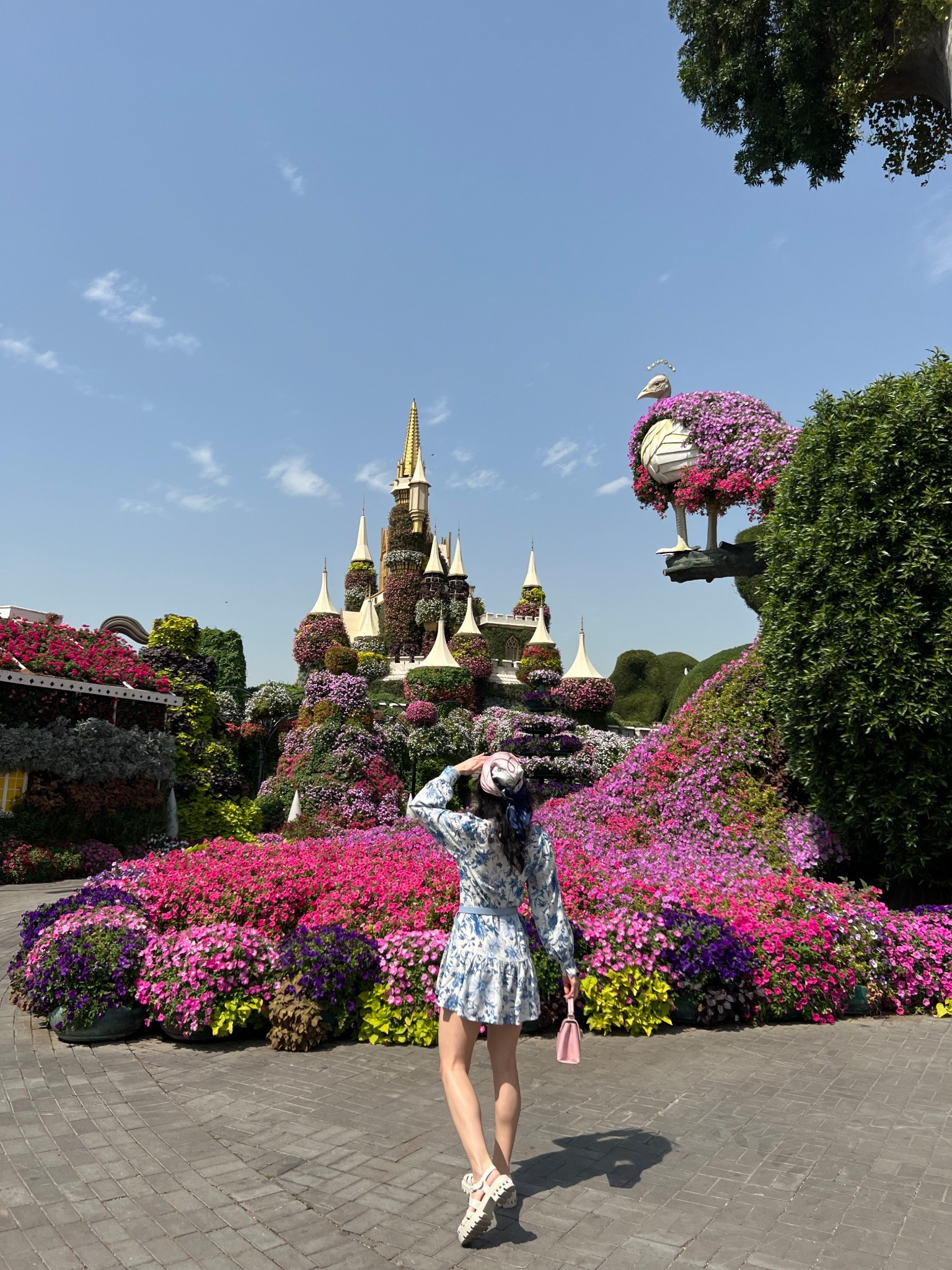 This H&M floral dress is the perfect vibe, effortlessly blending with the vibrant beauty of Dubai Miracle Garden. 🌸

#LTKsummer #LTKdresses #LTKstyletip