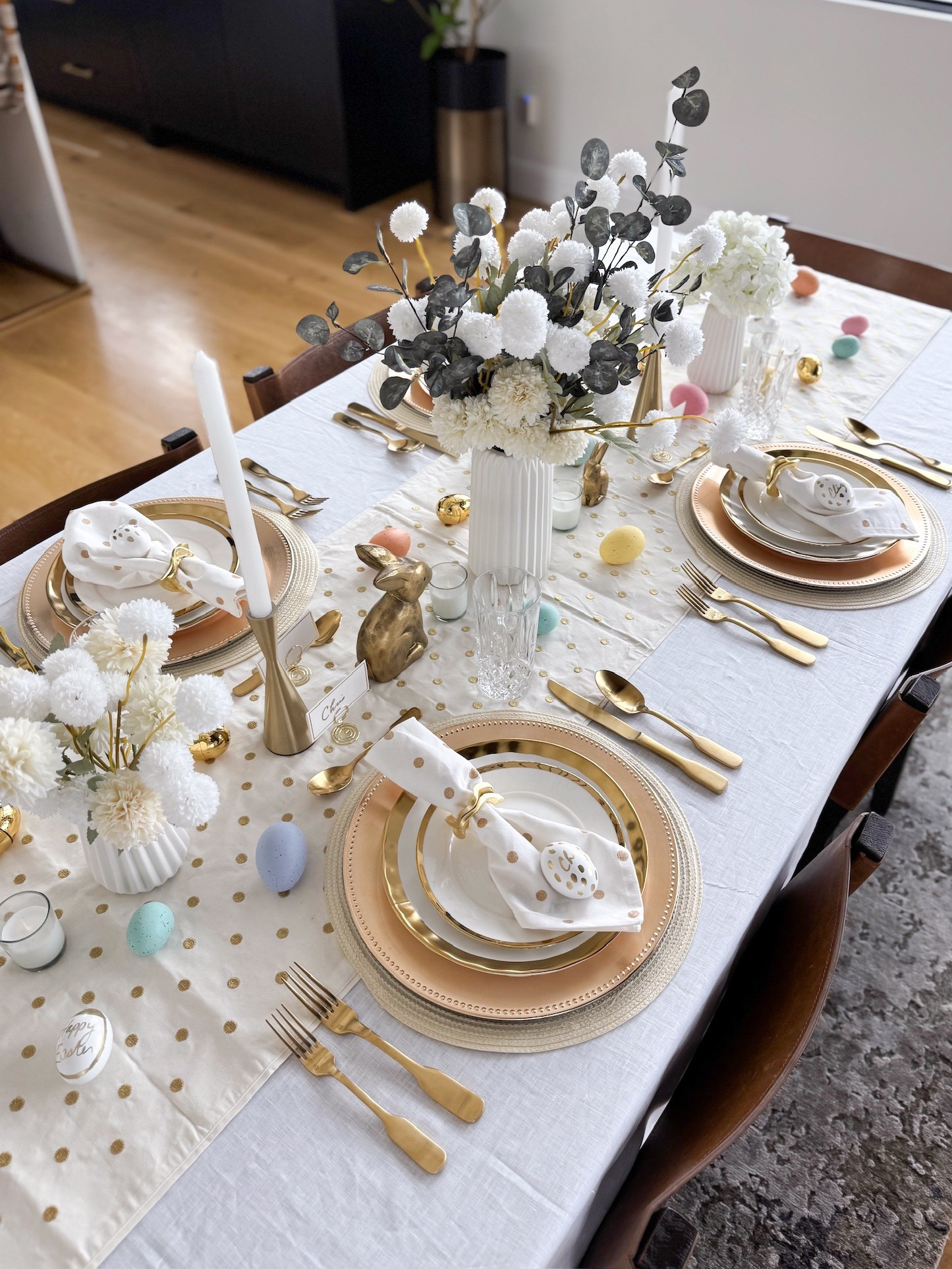 Easter tablescape from @Amazon! Every piece is very affordable. ✨🌷🐣 @amazoninfluencerprogram
@amazonhome #ad #amazonpartner
#founditonAmazon #Easter2025 

Easter is Elizabeth’s favorite holiday, but we’re almost always traveling for it. However… this year, we’ll be home so I want to go all out for it! I snagged these gorgeous dishes and decorations to create a fun, yet elegant Easter tablescape. I shied away from the classic pastels and went for a gold / white palette, because I wanted to invest in pieces that I could reuse for other holidays and special dinners in the future. I LOVE how it turned out!

~Erin xo 

#LTKFindsUnder50 #LTKHome