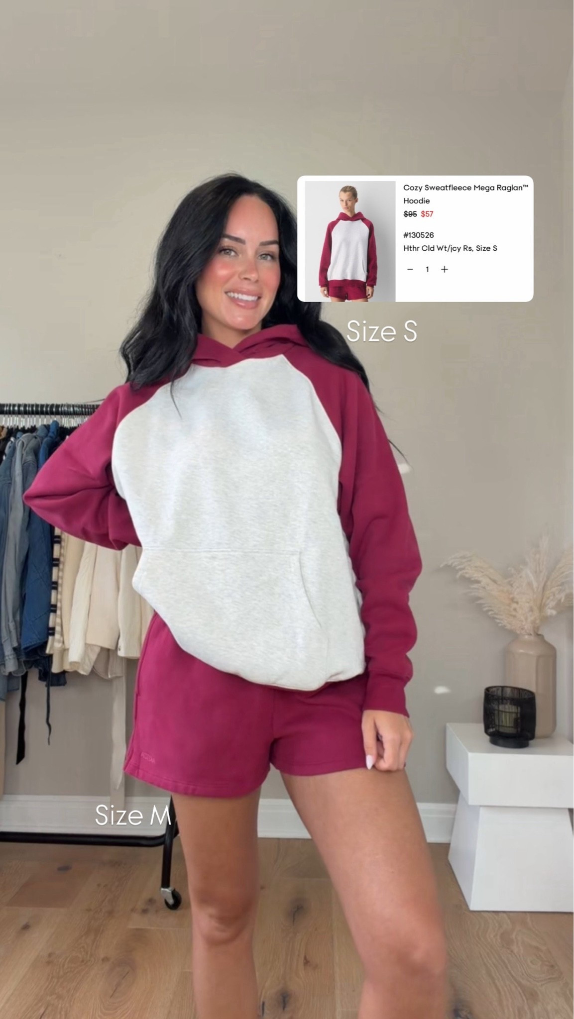The cutest Aritzia hoodie is on sale 😍

My sizing 5’7, 145lbs, 32dd


@Aritzia

#LTKootd #LTKSaleAlert #LTKActive