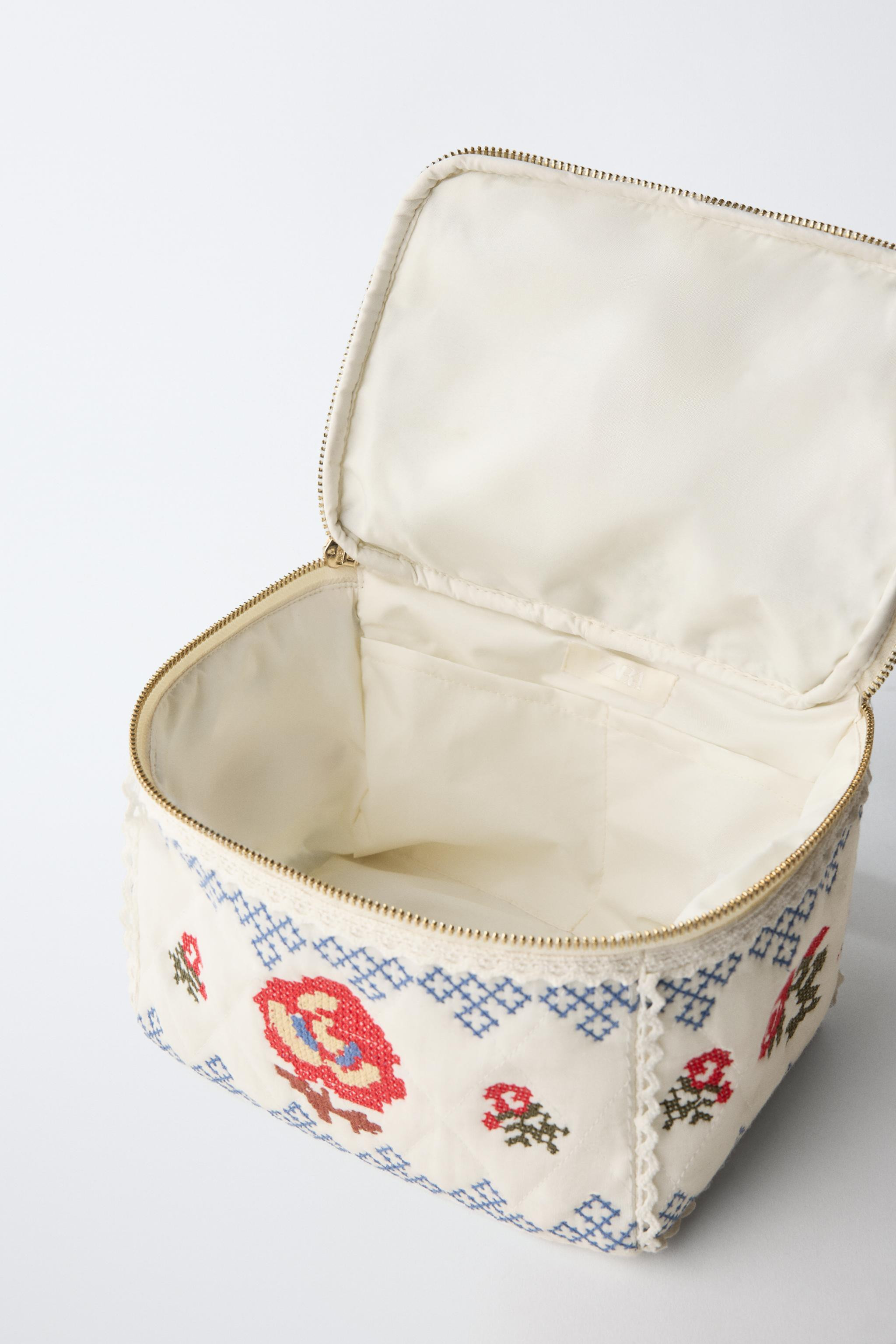 EMBROIDERED TOILETRY BAG | Zara US