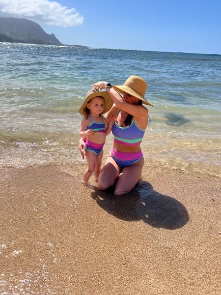 Twinning in our bikinis in Hawaii 
#familyvacation #vacation #twins #mommyandme 