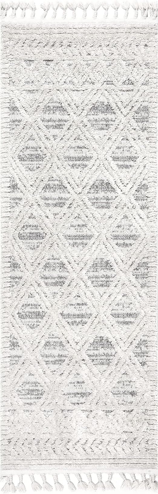 nuLOOM Ansley Moroccan Lattice Tassel Runner Rug, 2' 6" x 8', Light Gray | Amazon (US)