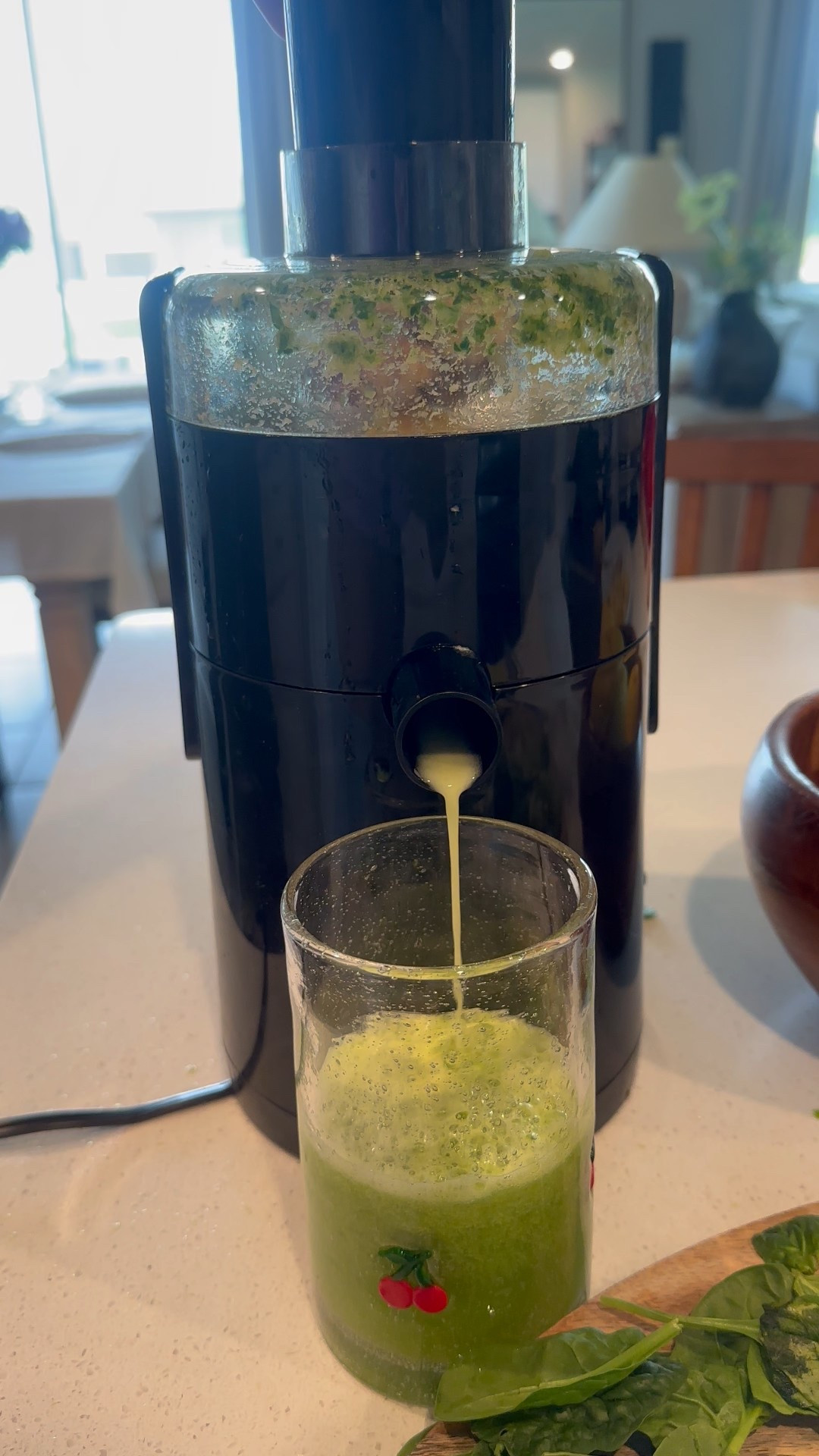 Anti inflammatory juice this morning! 🥬🫚🥒🍋🍏🌿 