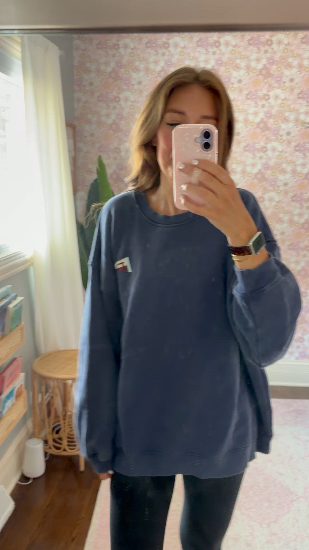 Wearing size small 



Sweatshirt / daily drills / fall outfit

#LTKootd #LTKmomlife #LTKSeasonal