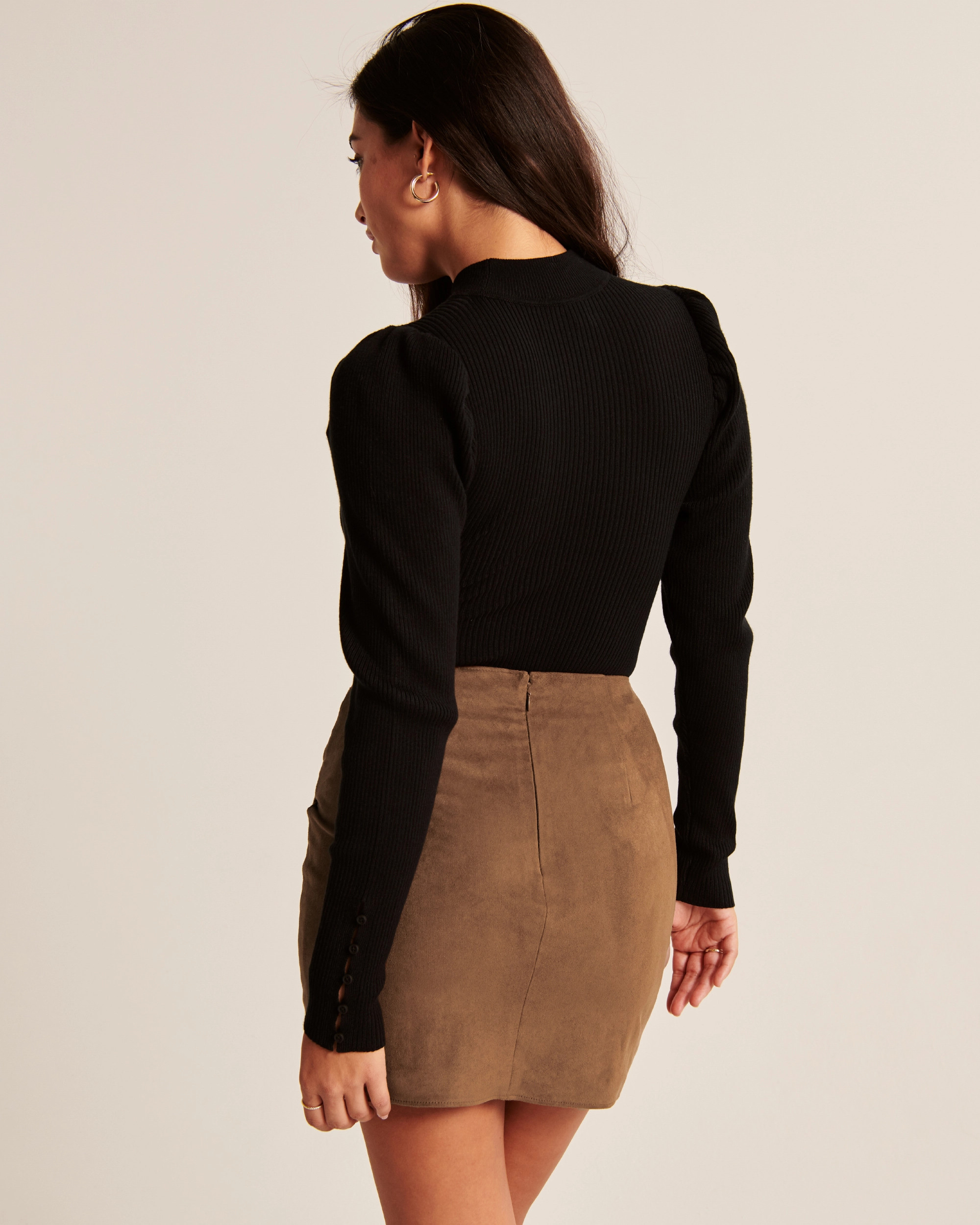 Ruched Vegan Suede Mini Skirt | Abercrombie & Fitch (US)