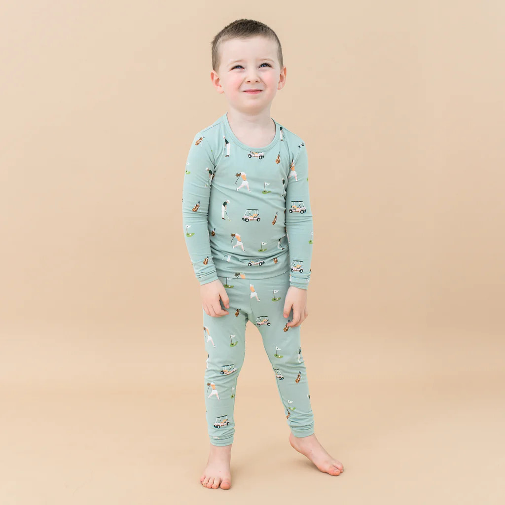 Long Sleeve Pajamas in Golf | Kyte Baby
