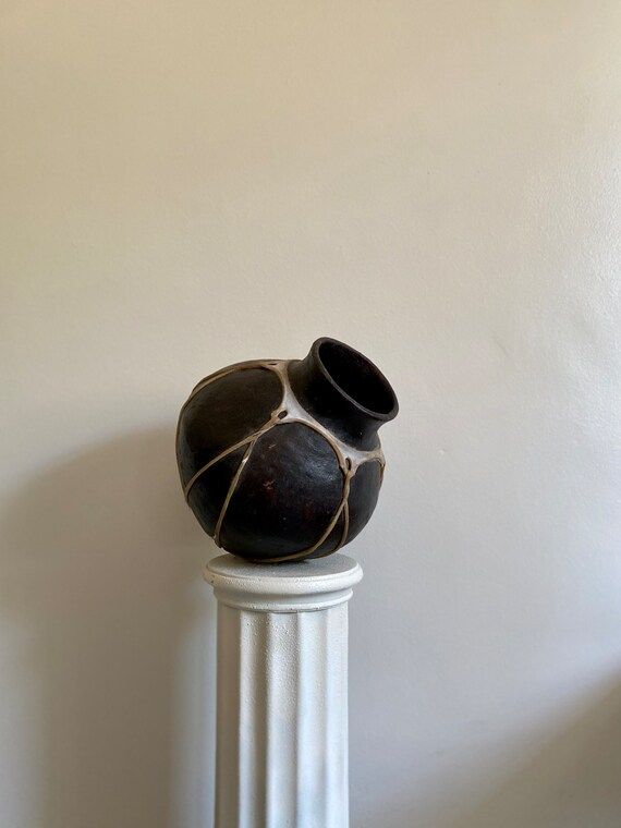Vintage Tarahumara Clay Pot With Rawhide  Medium Size  Made - Etsy | Etsy (US)