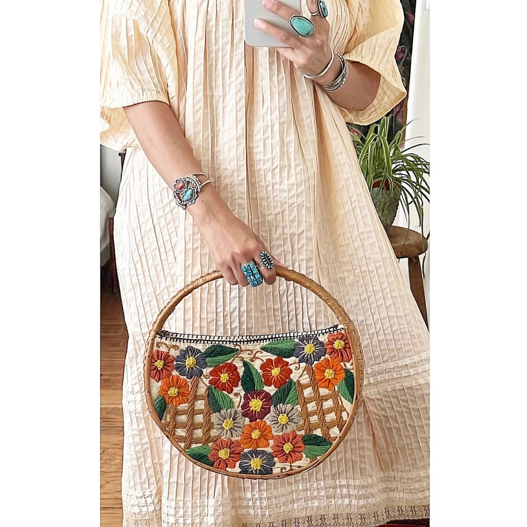 Vintage Embroidered Basket Purse as is / 1970s Hippy Bohemian Raffia Handbag - Etsy | Etsy (US)