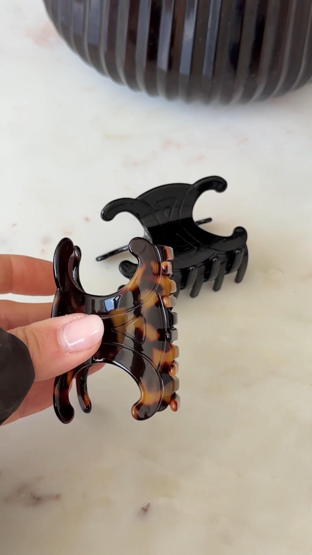 These looks similar to the designer clips but not over $500!

#LTKSeasonal #LTKOver40