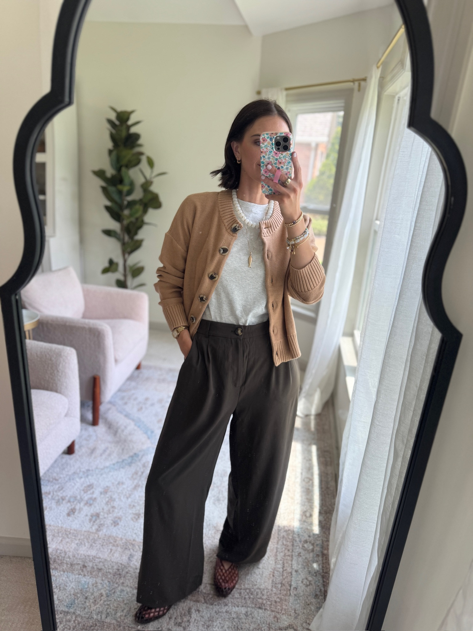Every teacher needs a good pair of affordable trousers!

quince, fashion, mom fashion, mom style, mom outfits, teacher outfits, teacher outfit inspo, summer outfits, hallie ragan

#LTKootd #LTKSeasonal #LTKWorkwear