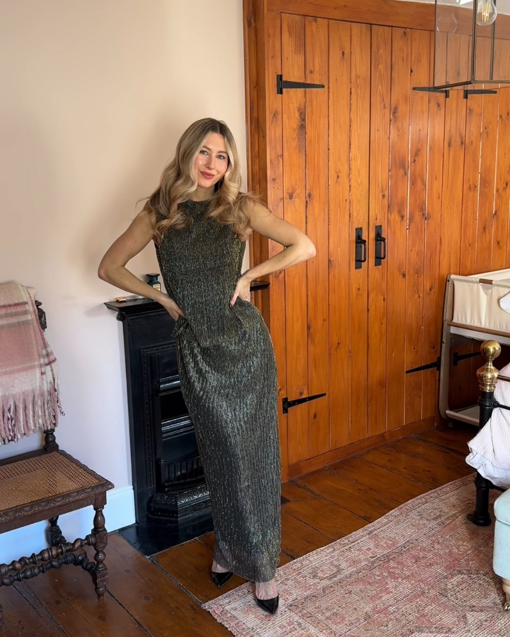 Christmas Day skirt and top party season 

#LTKCyberWeek #LTKpartywear #LTKuk