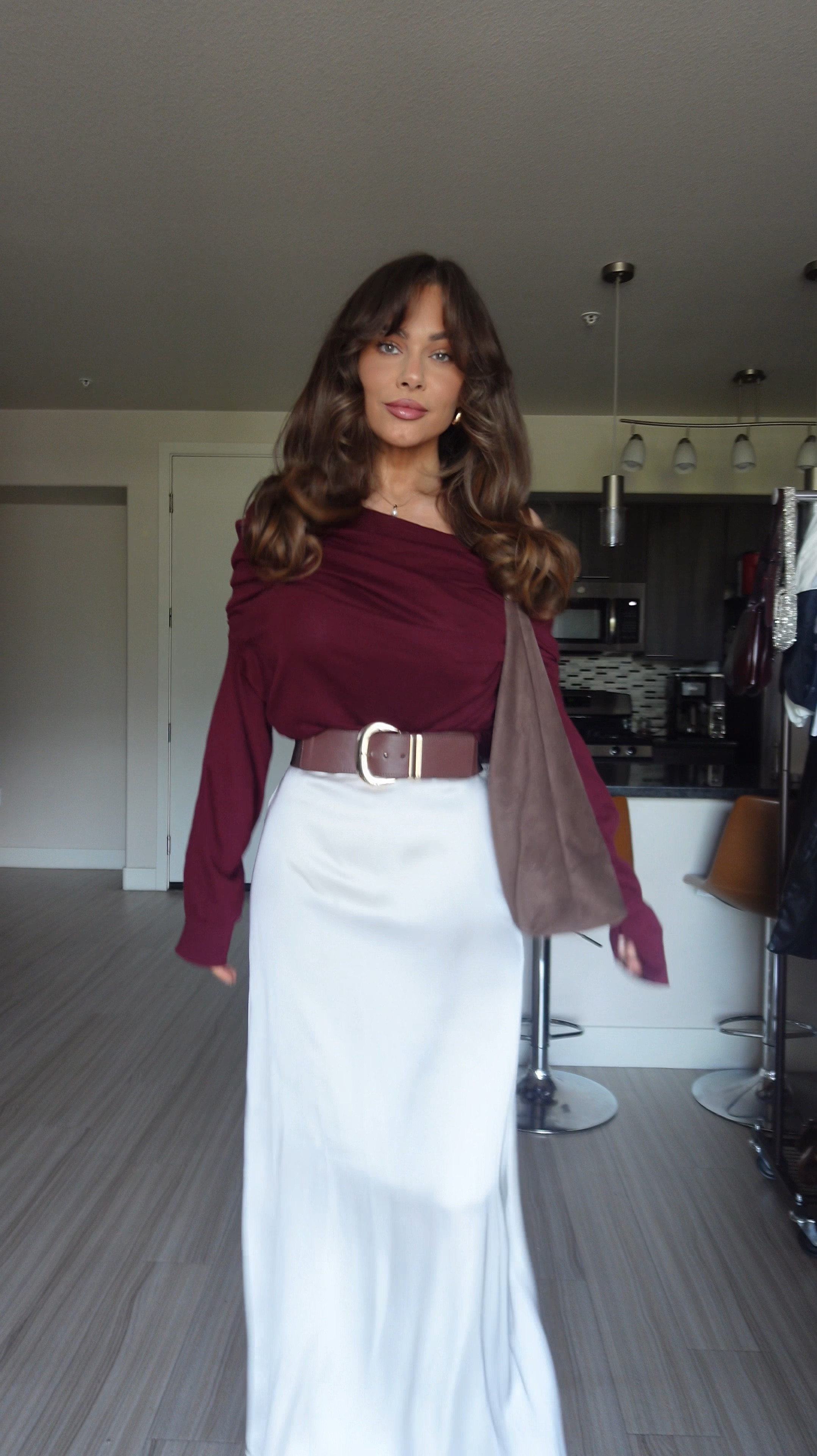 Off the shoulder fashion hack 🫶🏼 #styling #classyoutfit #winteroutfit

#LTKHoliday #LTKStyleTip #LTKSeasonal