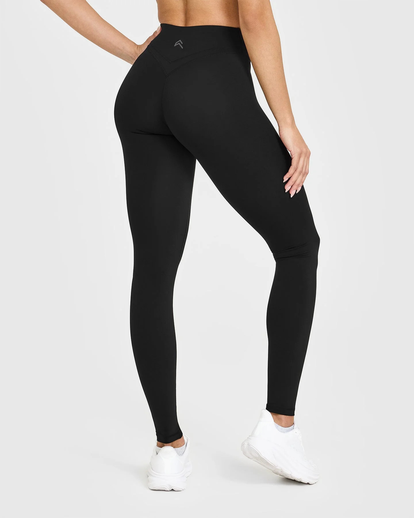 UnifiedMove Wrap Leggings 
 Black | Oner Active (UK / US)