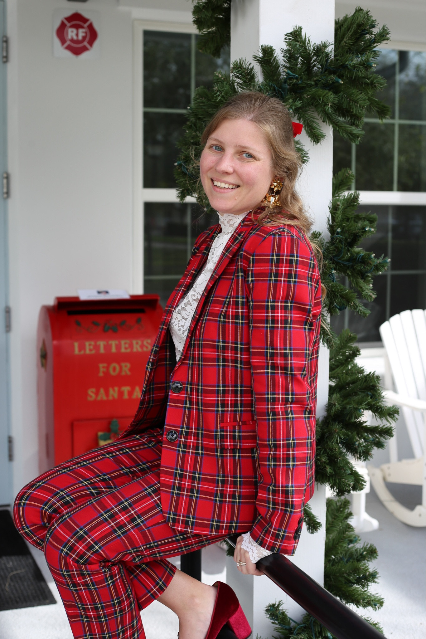 Tartan, pearls, and curls. 🎄This tartan suit set was a fan favorite last year, and I couldn’t agree more. 

#LTKHoliday