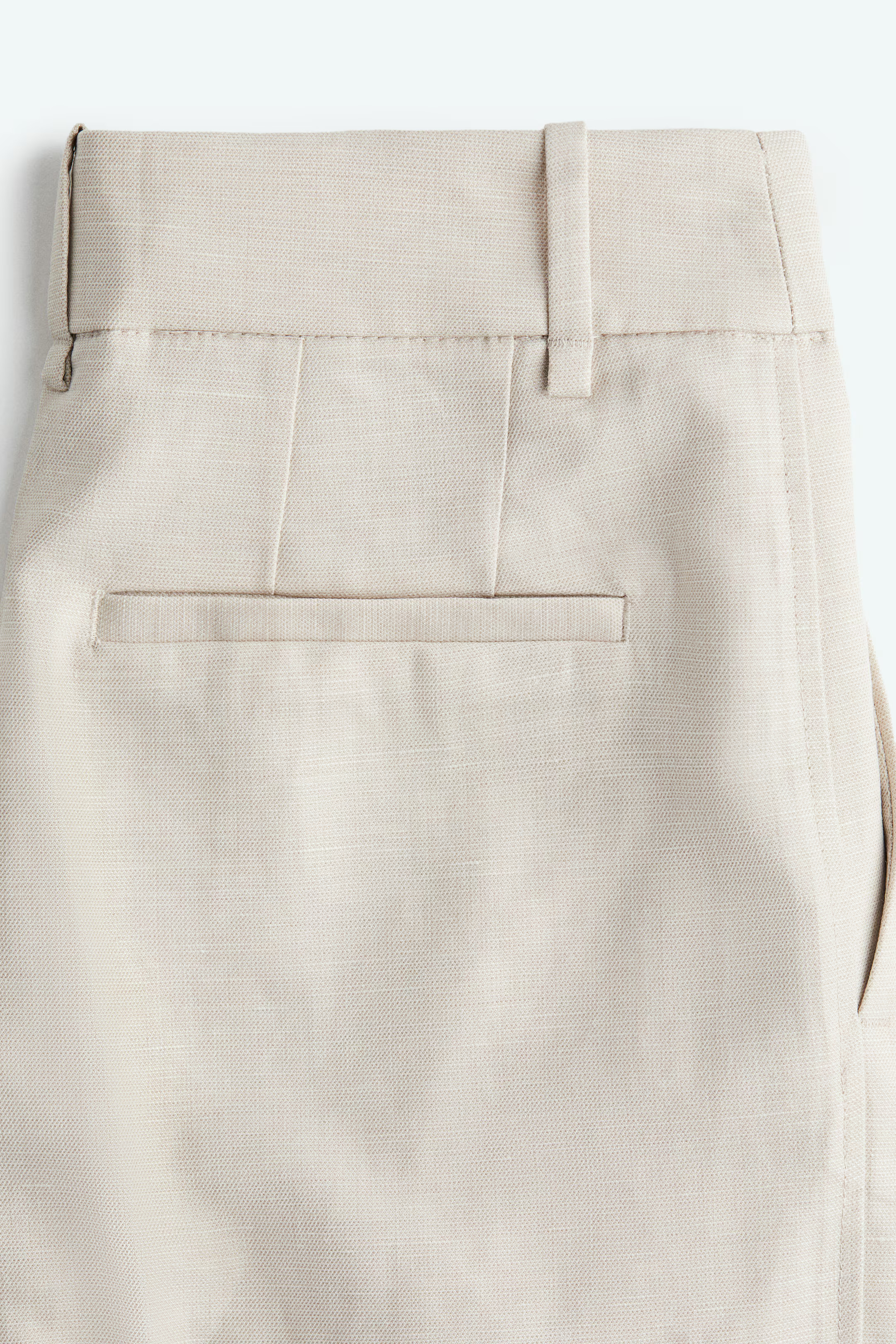 Bermuda shorts | H&M (UK, MY, IN, SG, PH, TW, HK)