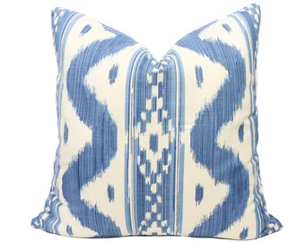 Quadrille Bali Hai Pillow Cover in Blues on Tint 2020-01 // | Etsy | Etsy (US)
