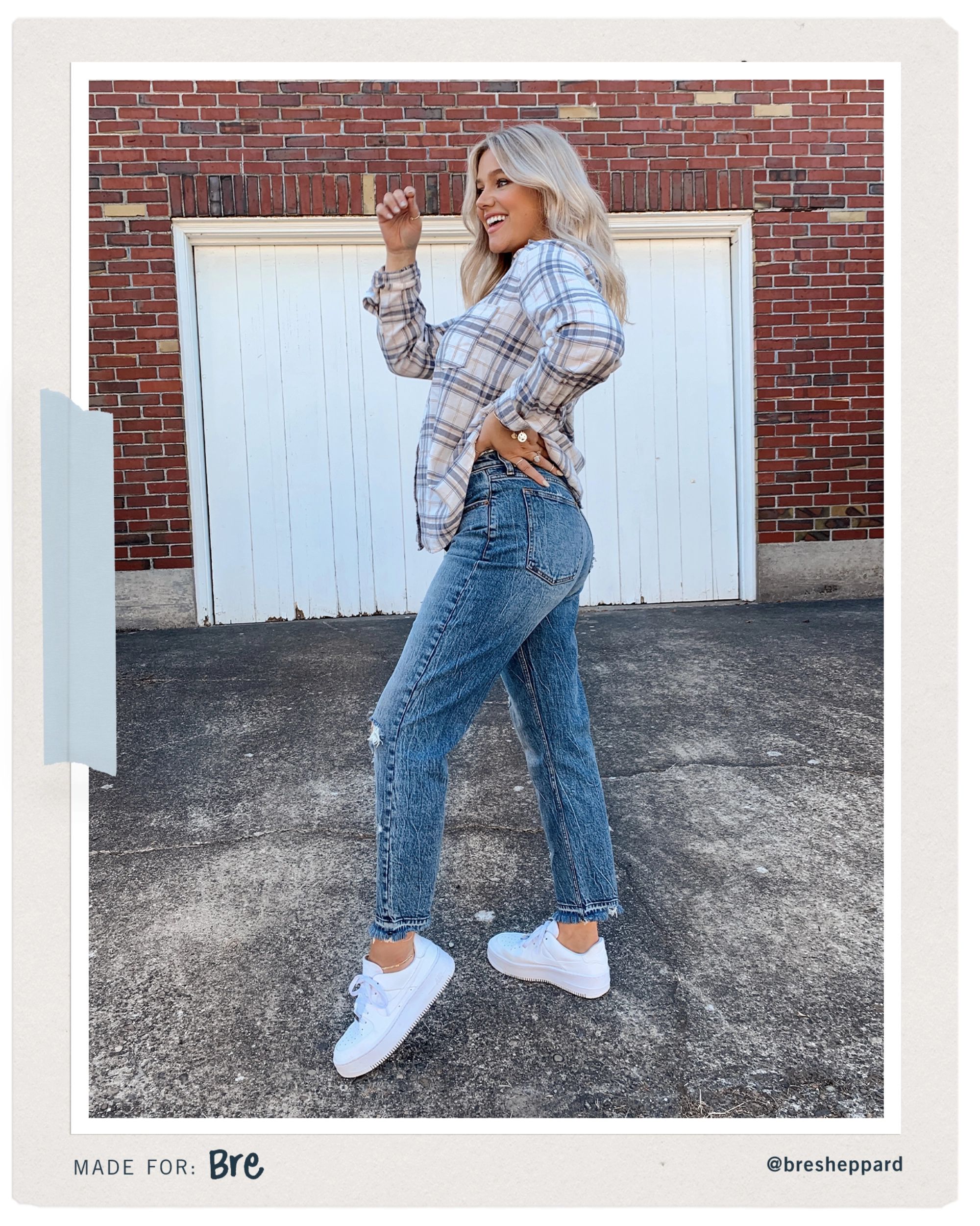 High Rise Mom Jeans | Abercrombie & Fitch (US)