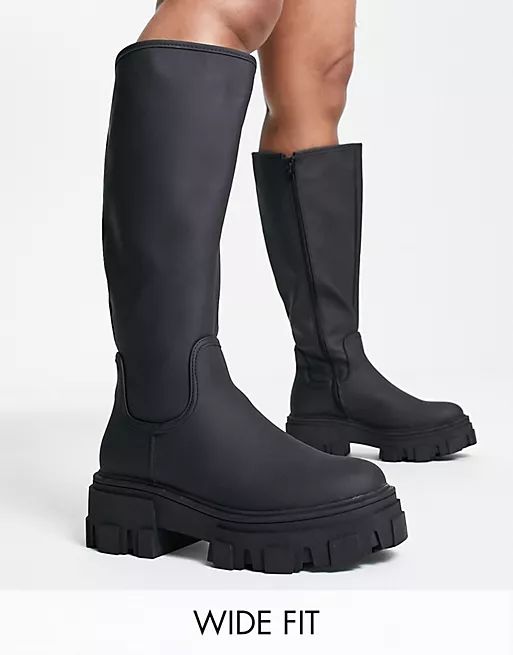ASOS DESIGN Wide Fit Carla chunky flat boots in black | ASOS | ASOS (Global)