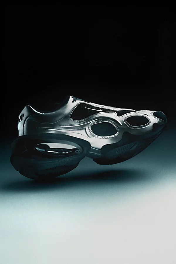 Nike Women's Air Max Muse Sneaker | Urban Outfitters (US and RoW)