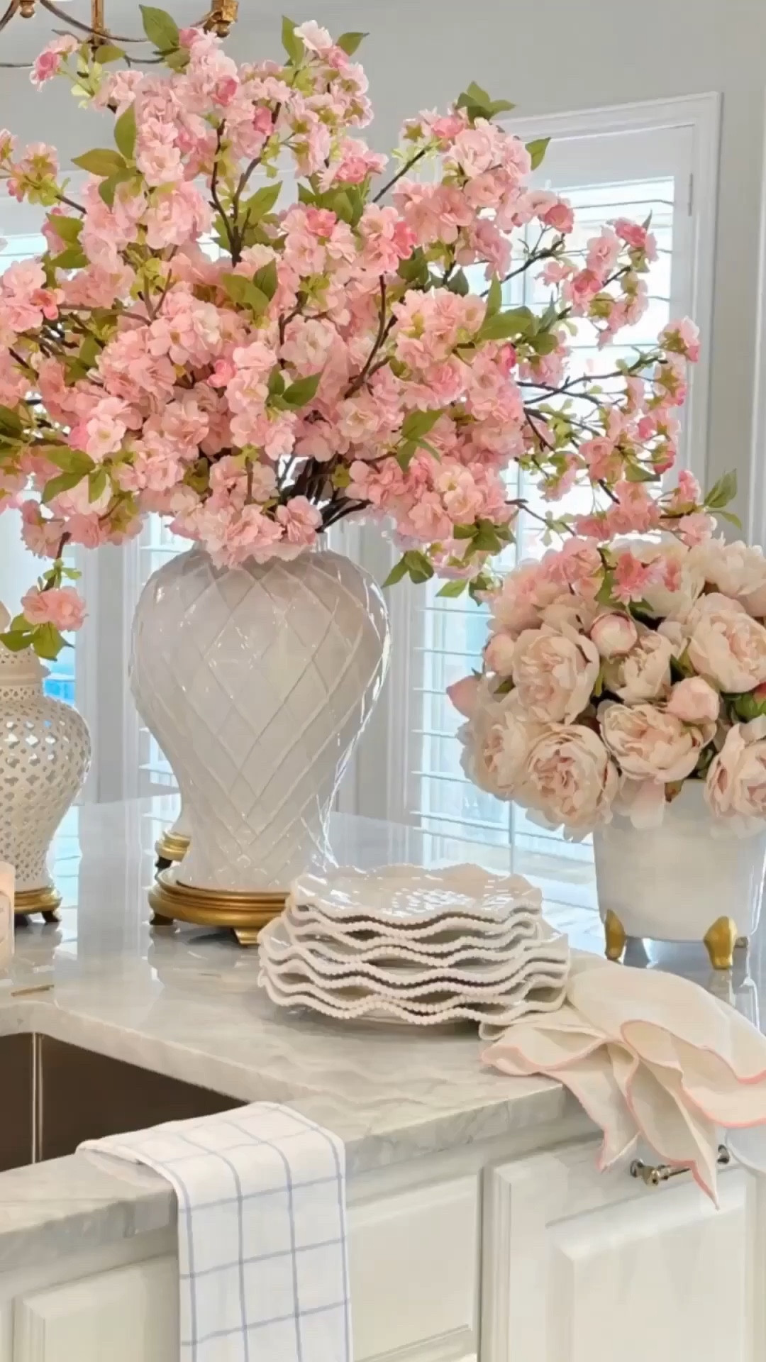 Spring decor kitchen island styling 

#LTKSeasonal #LTKSaleAlert #LTKHome