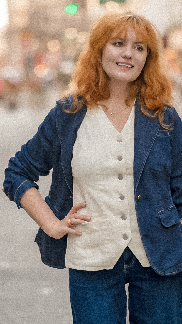 You know that feeling when you put something on and just… stop thinking about it? That’s exactly what happened with these @dearjohndenim pieces.
I’ve been wandering around NYC all day, and for the first time in a while, I’m not fighting my clothes. This Spring 2026 collection @dearjohndenim is a total find for anyone who hates that "stiff denim" feeling but still wants to look sharp. I’m obsessed with how this deep indigo wash holds its shape while actually moving with me — no pinching, no constant adjusting.

Check out their new drops if you’re looking for denim that actually works for real life.

#romanoff_closet  
#dearjohndenim #djgirl



#LTKdayinmylife #LTKootd #LTKMidsize