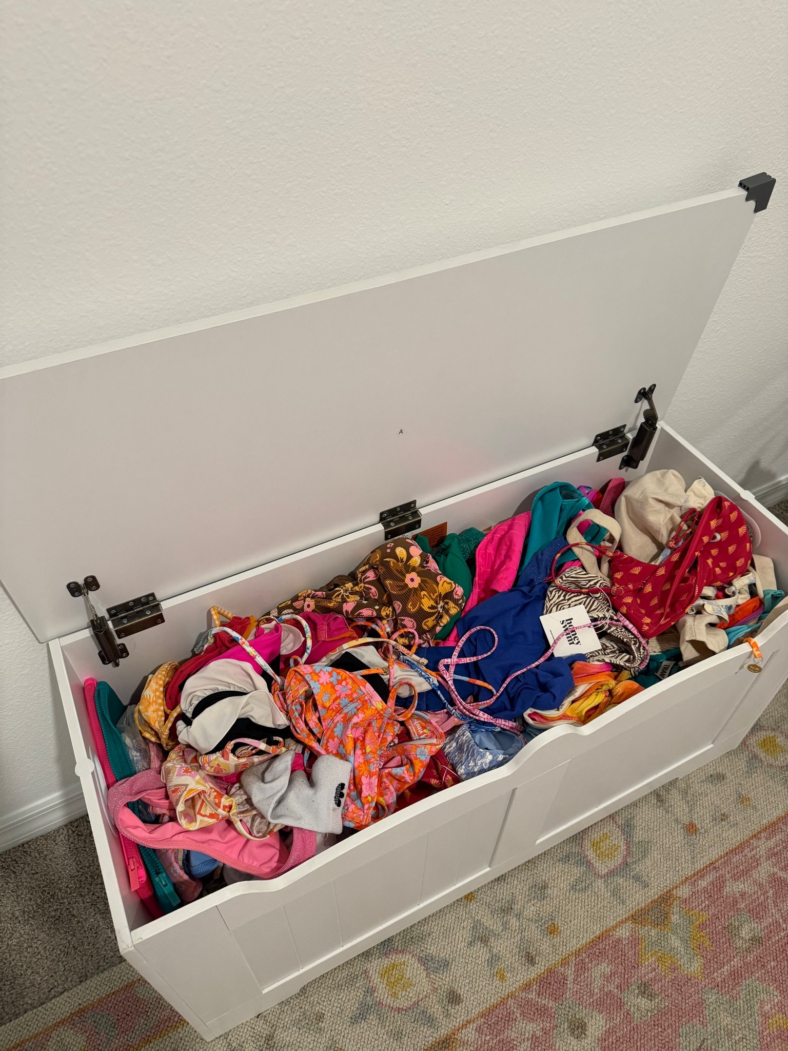 I love this chest for organization and that you can close it and not see everything inside😍 I store my swimsuits in it, but it would be so good for bags, hats, shoes, etc.

#LTKootd #LTKHome #LTKmorningroutine